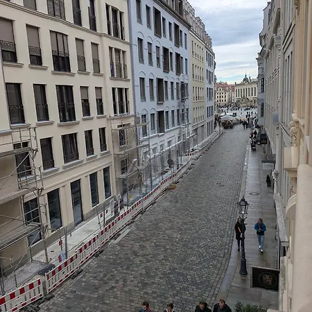 Smart Near Frauenkirche, Parking - By Rihome * Dresden