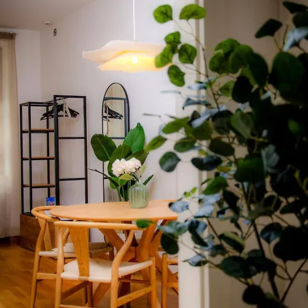 Smart Near Frauenkirche, Parking - By Rihome Appartement Dresden